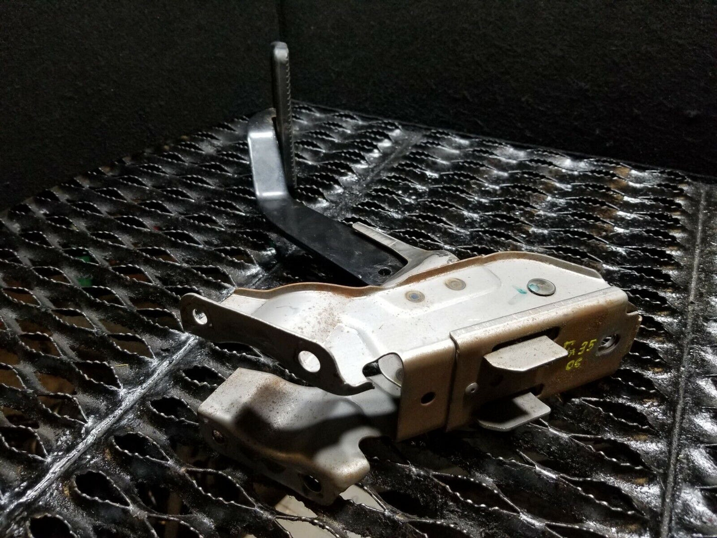 06 07 08 Infiniti Fx35 Brake Pedal OEM