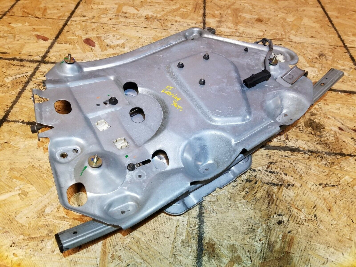04 05 06 Chrysler Sebring Convertible Front Pass Window Regulator Panel OEM