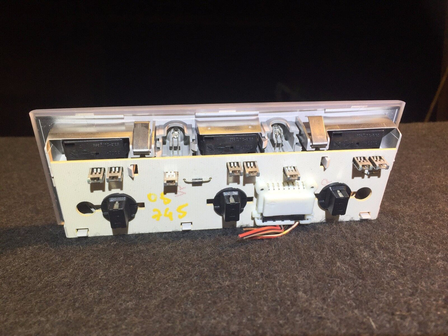 02 03 04 05 BMW 745i E65 Rear Upper Dome Reading Map Light Lamp 8379701