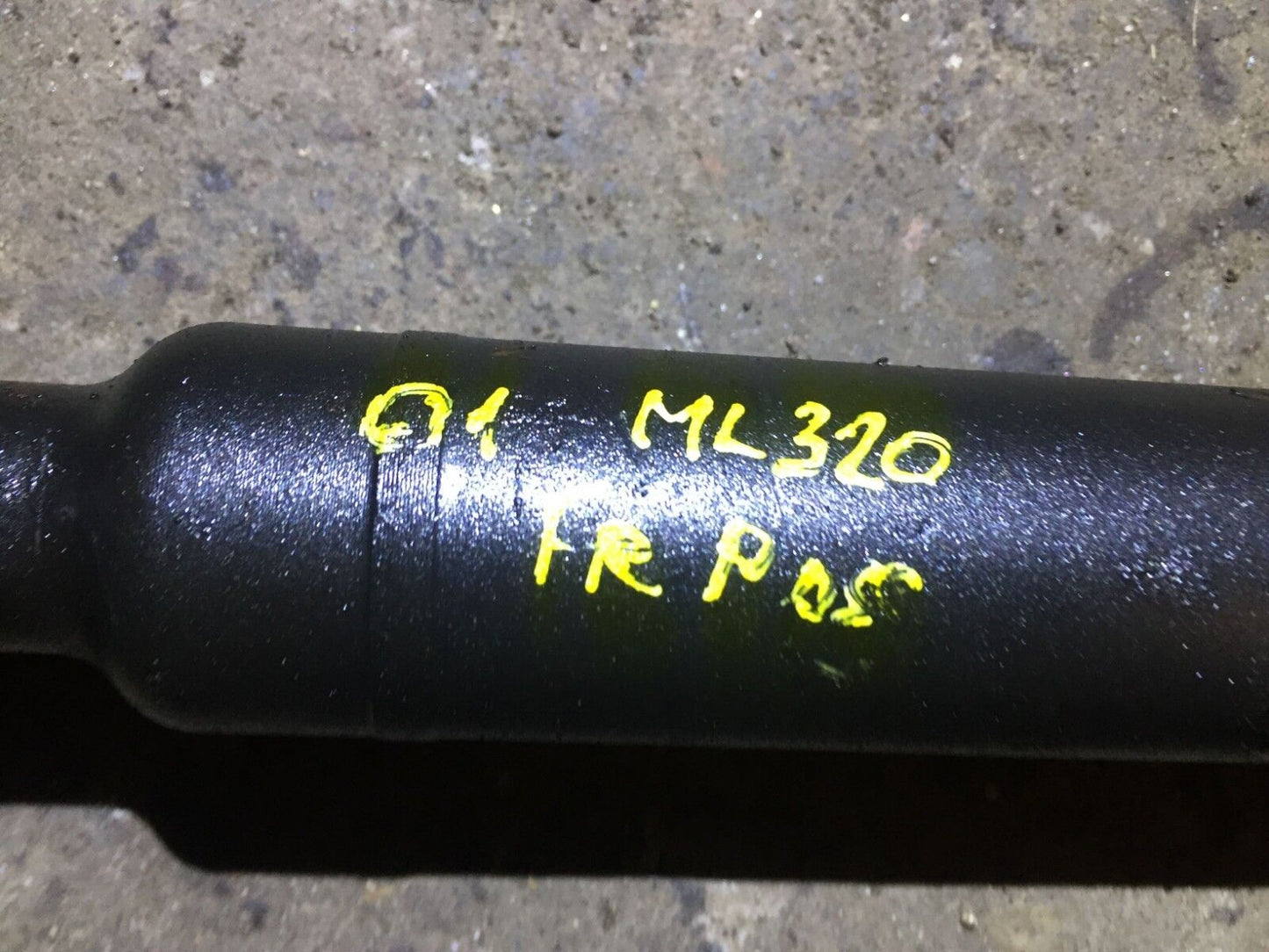 98 99 00 01 02 03 Mercedes Ml320 W163 Axle Shaft Front Right Pass Side OEM D34