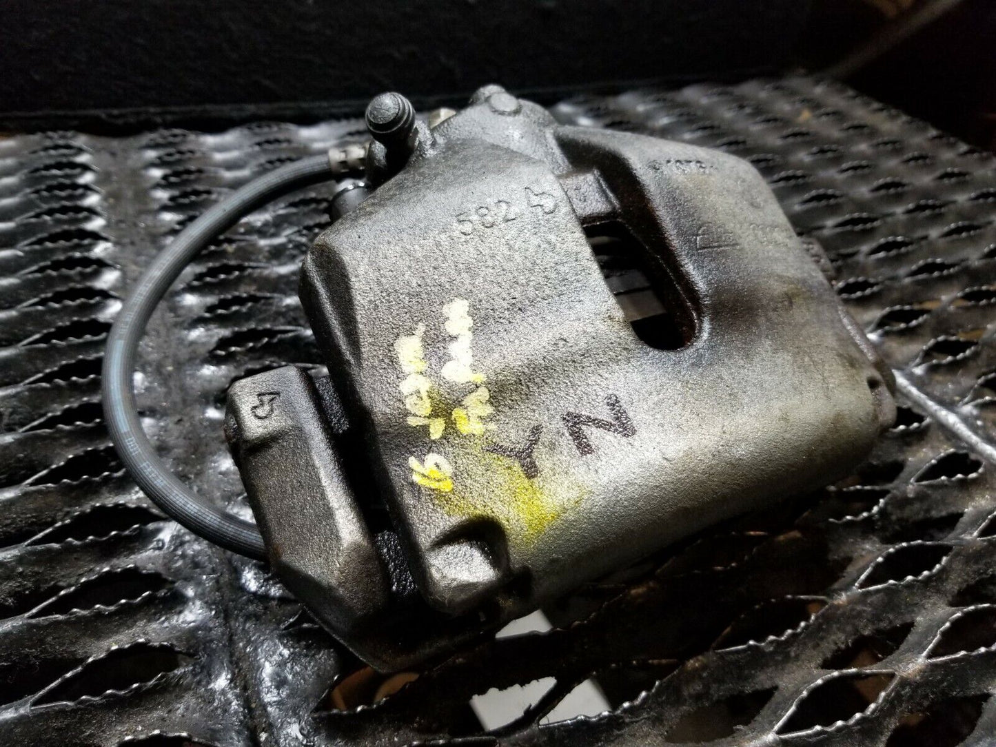 15 16 17 18 Volkswagen Jetta Brake Caliper Front Right Passenger Side OEM 30k