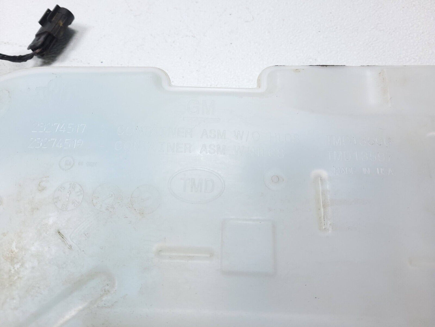 2013 - 2018 Cadillac Ats Windshield Washer Fluid Reservoir Tank 23274517 Oem✅