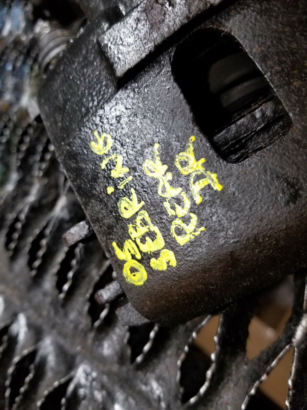 04 05 06 Chrysler Sebring Convertible Rear Driver Side Brake Caliper OEM