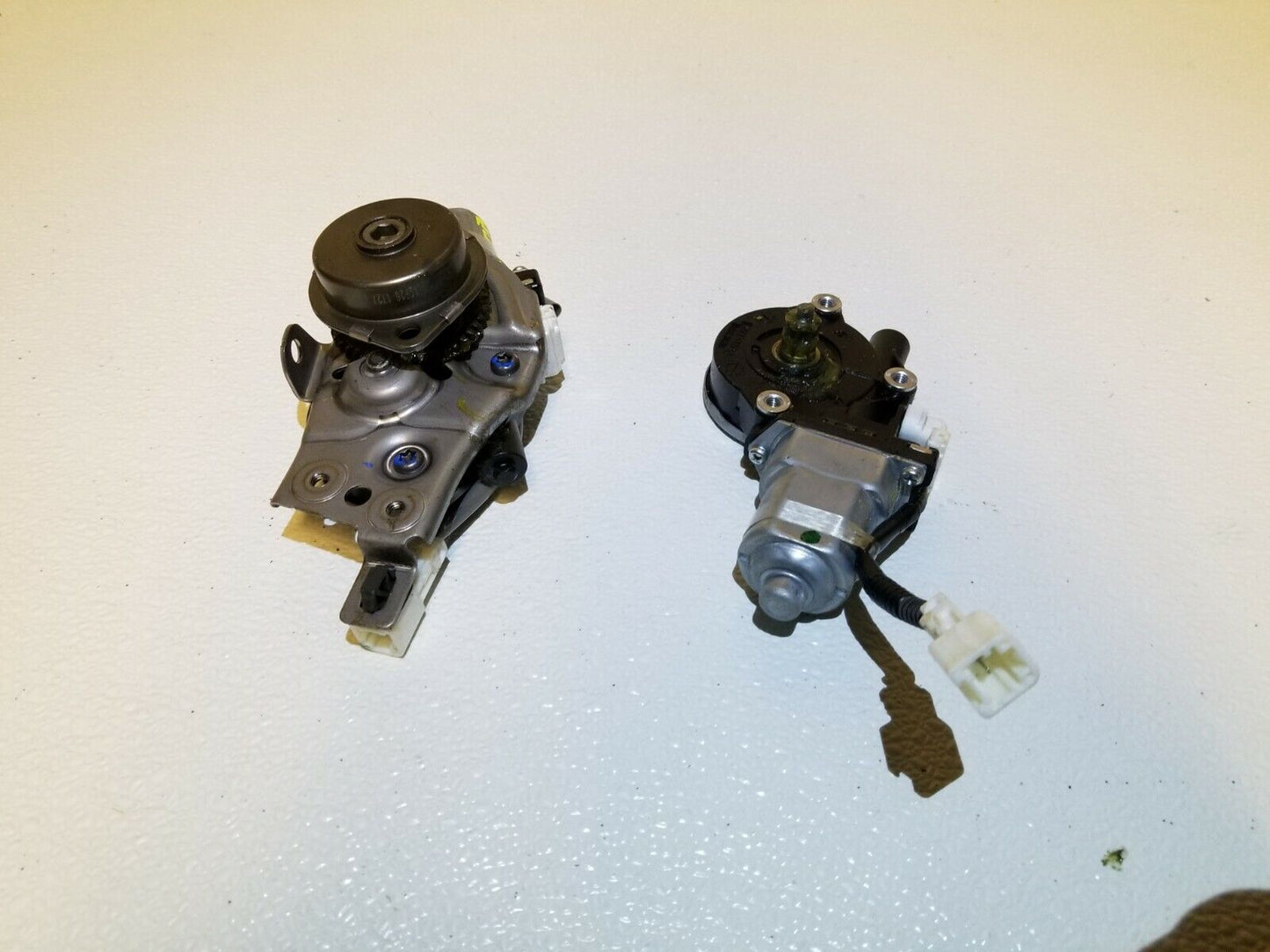 11 12 13 Honda Odyssey Front Driver Seat Adjust Motor 2pcs OEM