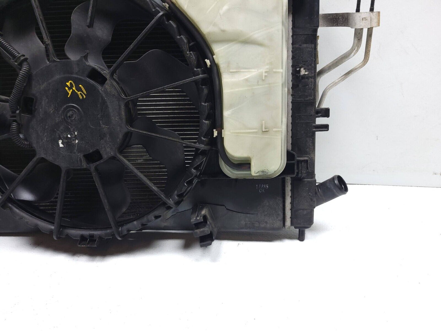 14 15 16 17 Hyundai Elantra Gt Radiator Condenser Fan & Shroud OEM Manual Trans