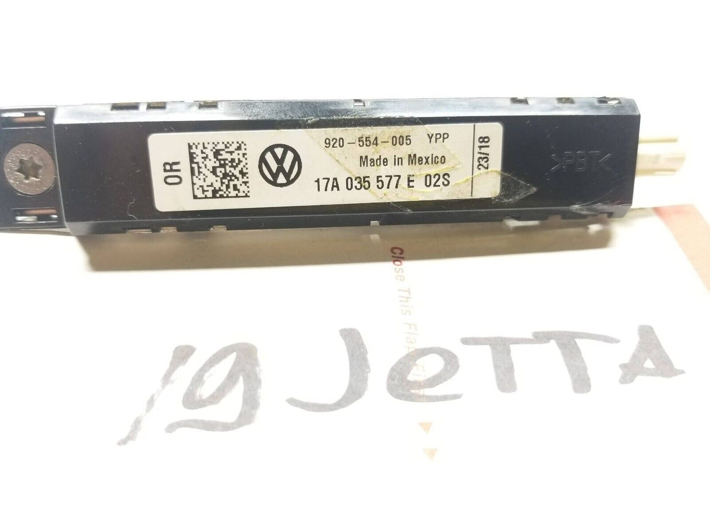 19 20 21 Volkswagen Jetta Antenna Amplifier Booster 17a035577e OEM
