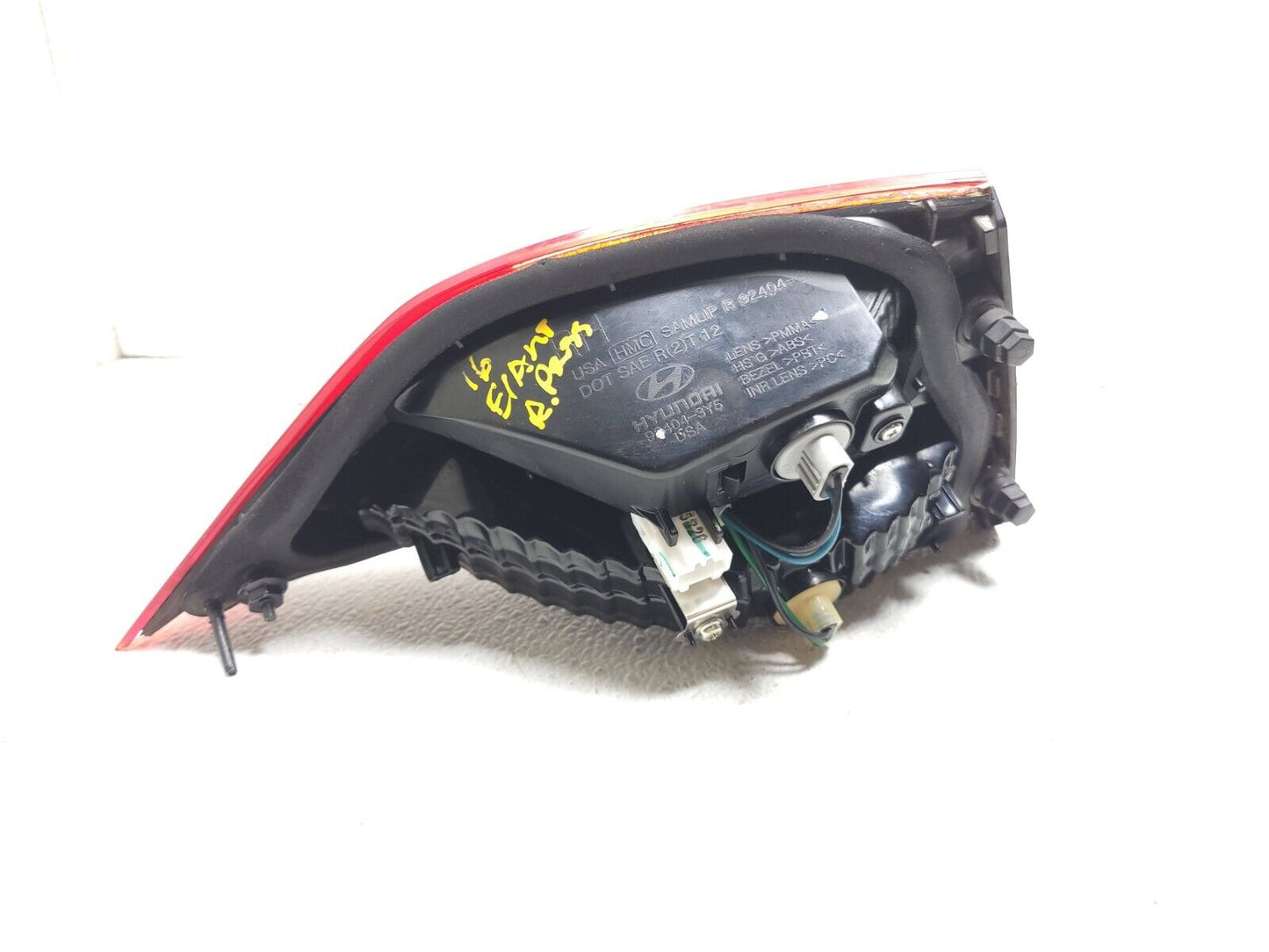 14 15 16 Hyundai Elantra Tail Light Inner Right Pass Side OEM Sedan