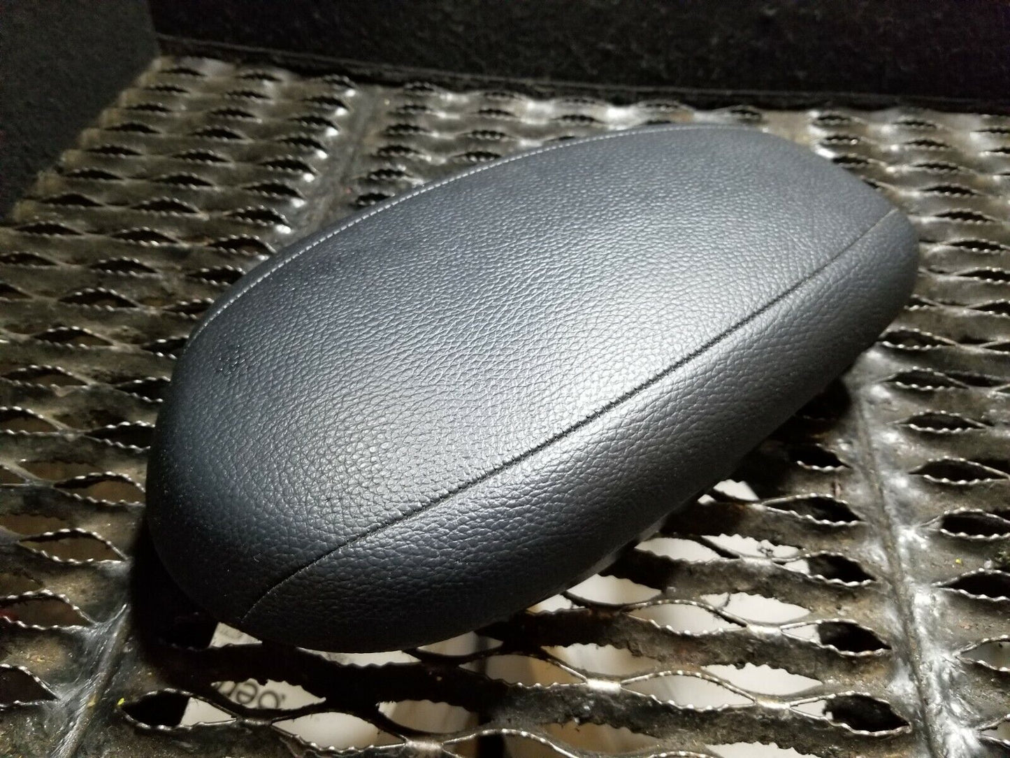 12 13 14 15 16 Hyundai Veloster Center Console Armrest OEM