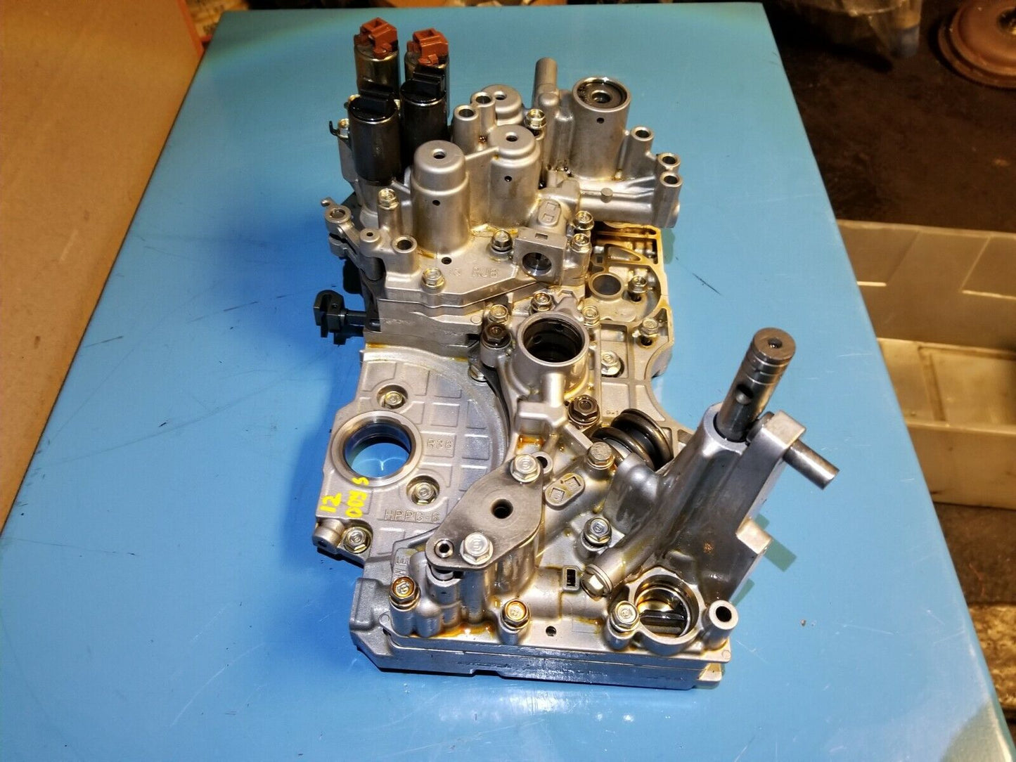 11 12 13 14 15 16 17 Odyssey Auto Transmission Valve Body OEM 72,962 Mi