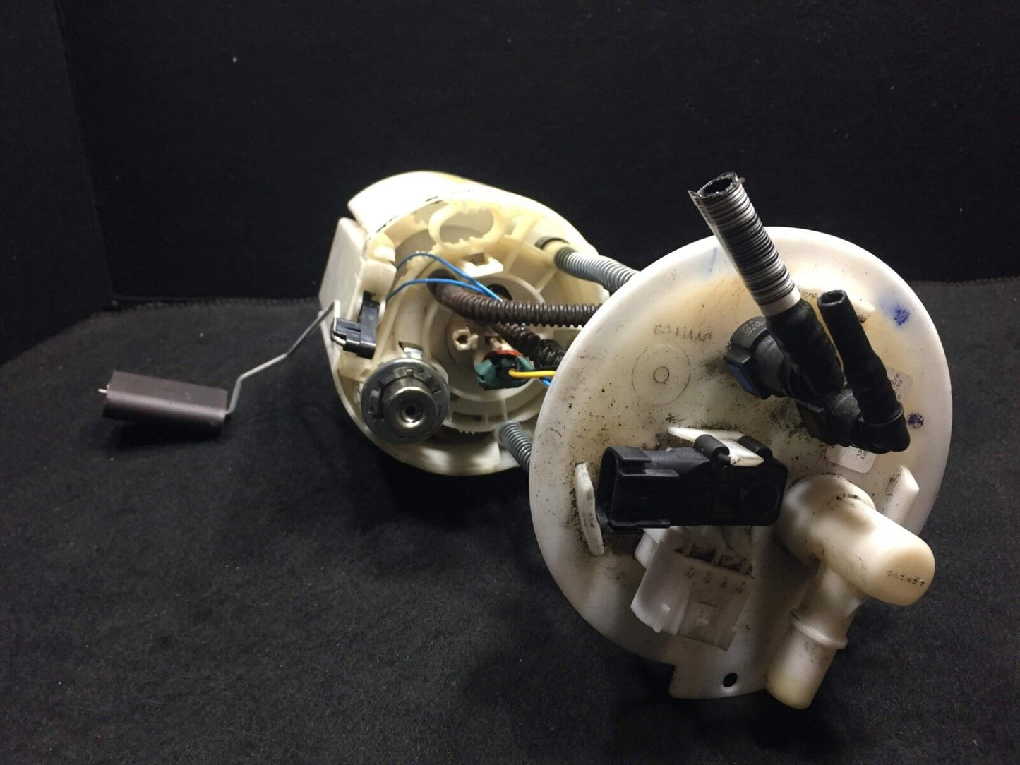 11 12 13 Buick Lacrosse Fuel Pump 13575136 OEM D29
