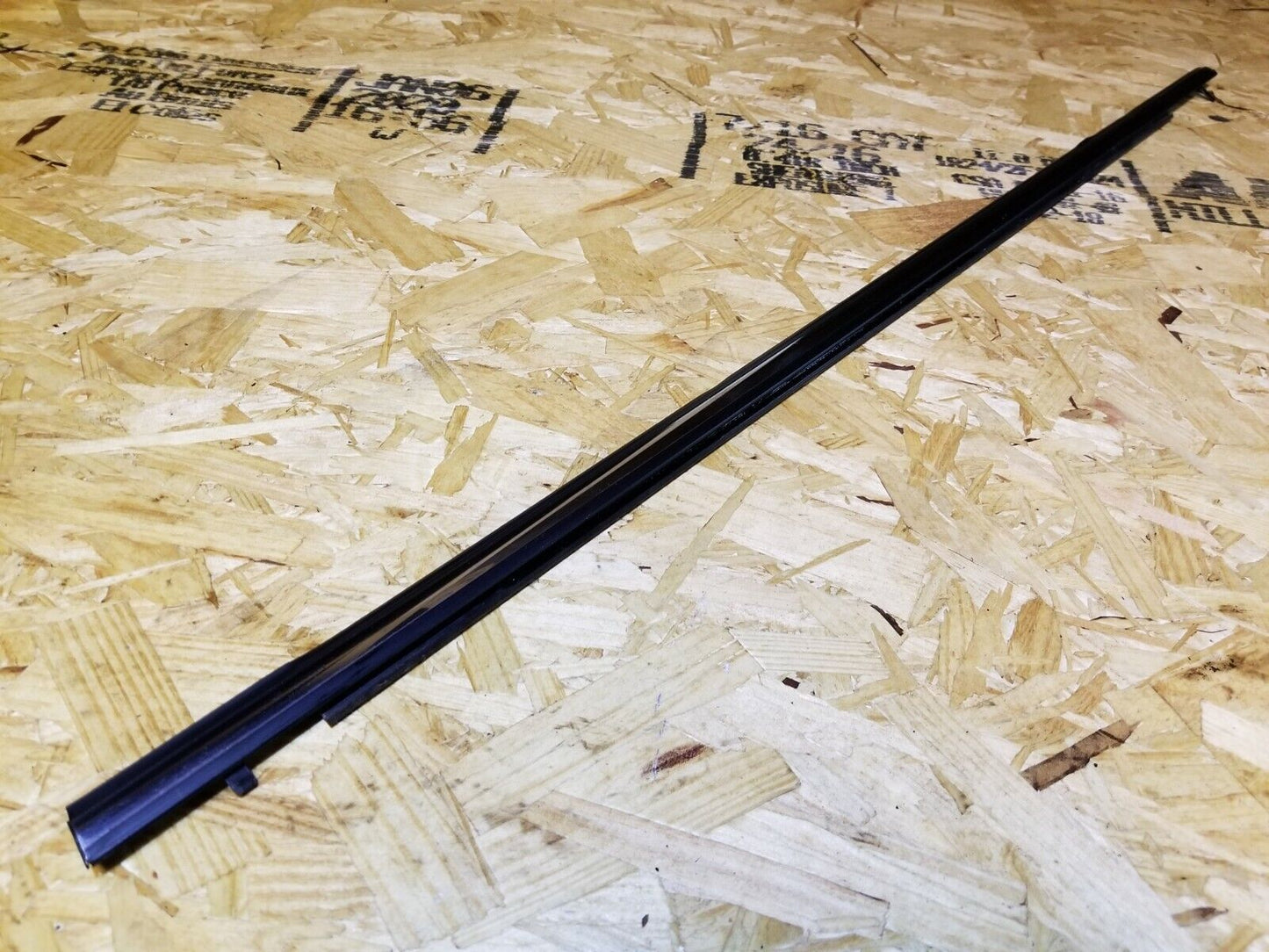10 11 12 13 14 Subaru Legacy Rear Left Driver Window Belt Seal Molding OEM