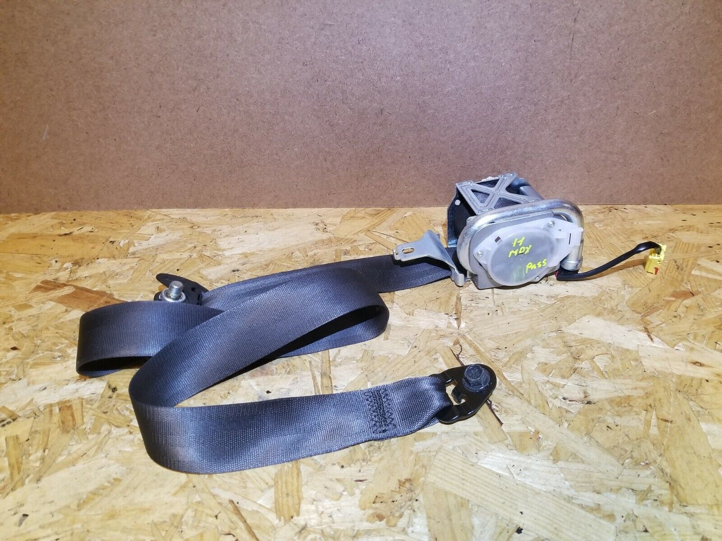 10 11 12 13 Acura MDX Front Right Passenger Seat Belt Retractor OEM