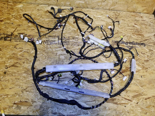 04 05 06 07 Infiniti QX56 Right Passenger Side Interior Body Wire Harness OEM