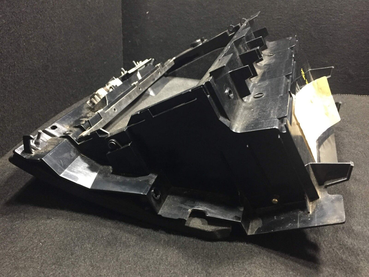 04 05 06 BMW X3 E83 Dash Glove Box Glovebox OEM D34