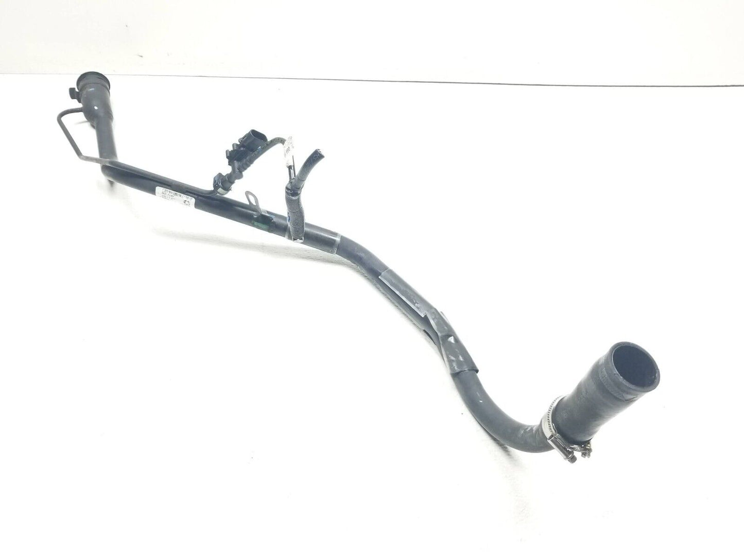 15 16 17 18 Dodge Challenger 3.6l Fuel Tank Filler Neck Tube Pipe OEM