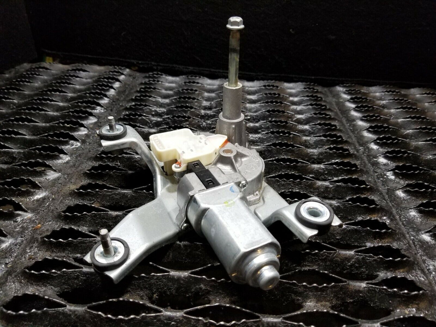 12 13 14 15 16 Jeep Patriot Rear Wiper Motor OEM