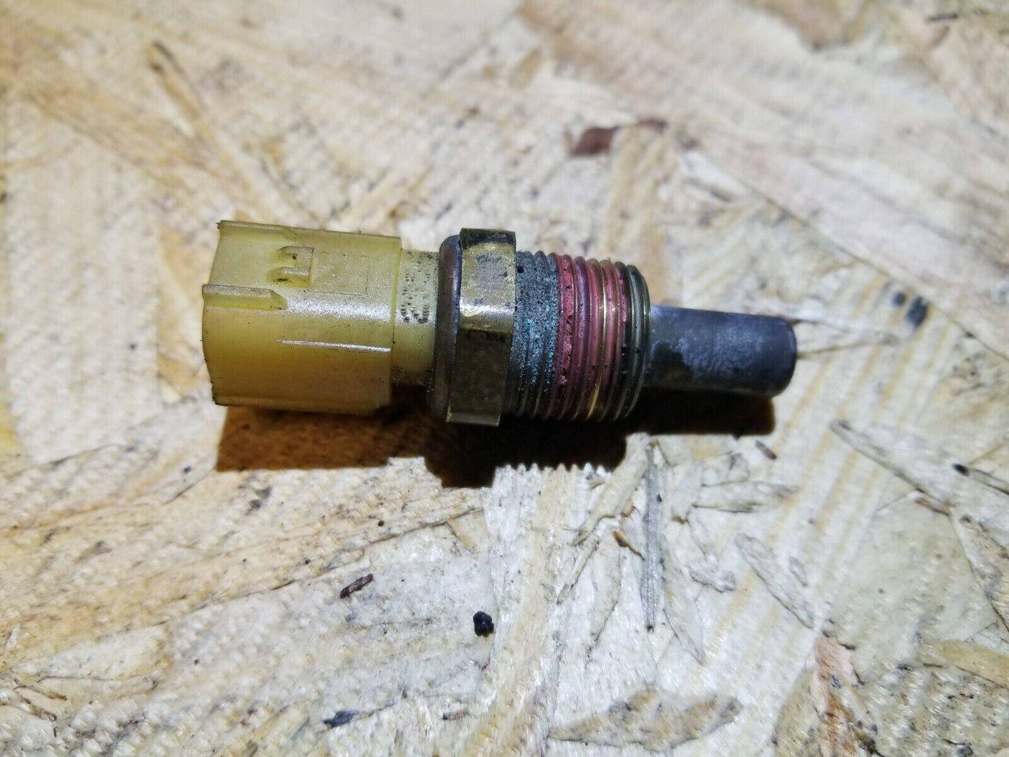 07 08 09 10 Chrysler Sebring 2.4l Oil Pressure Knock Temp Crankshaft Sensor OEM