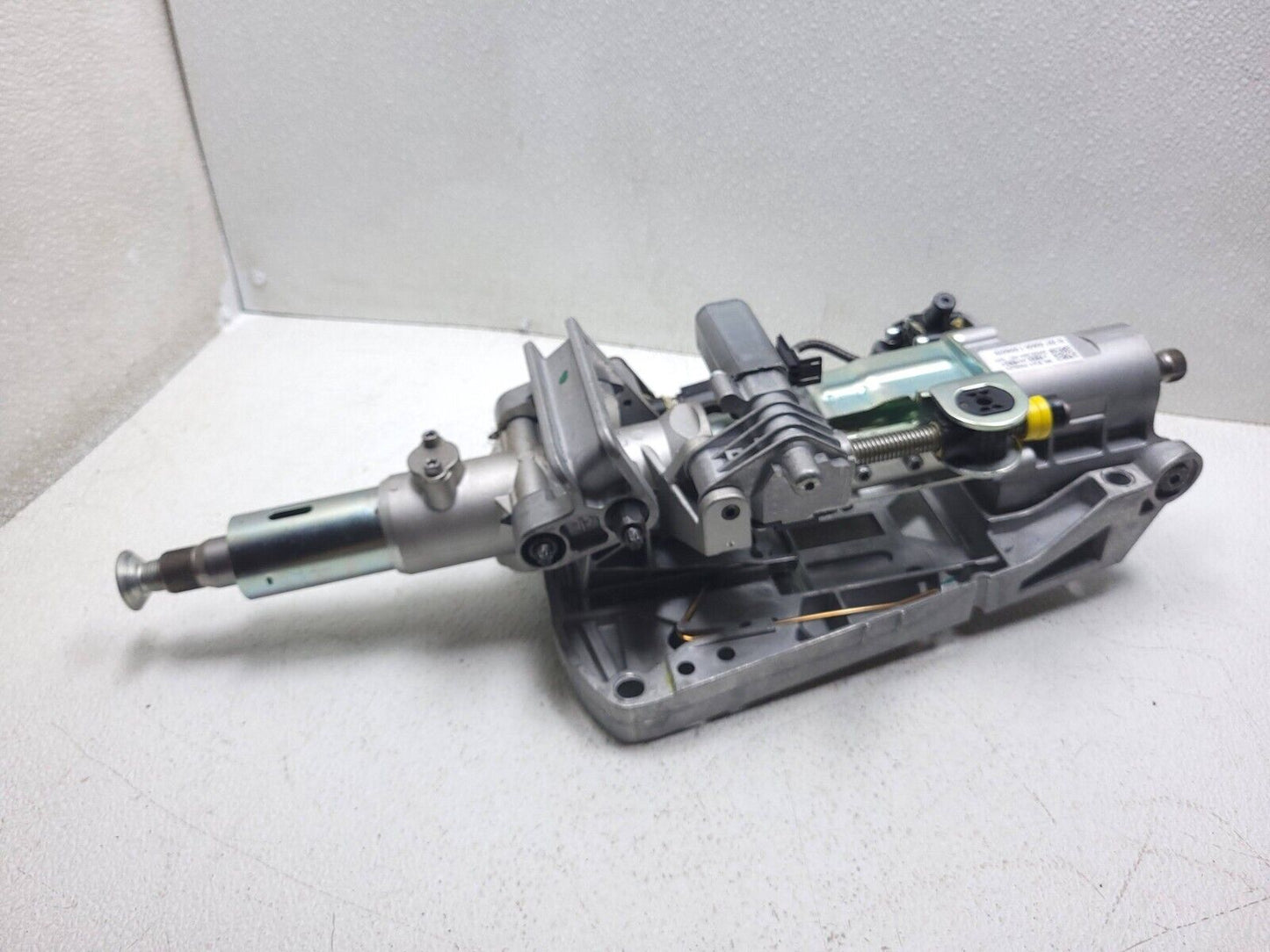 11 - 16 Mercedes E350 W212 Steering Column 2124603316 OEM