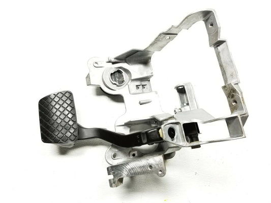 08 09 10 11 Audi A5 Coupe 3.2l At Brake Stop Pedal W/ Bracket OEM
