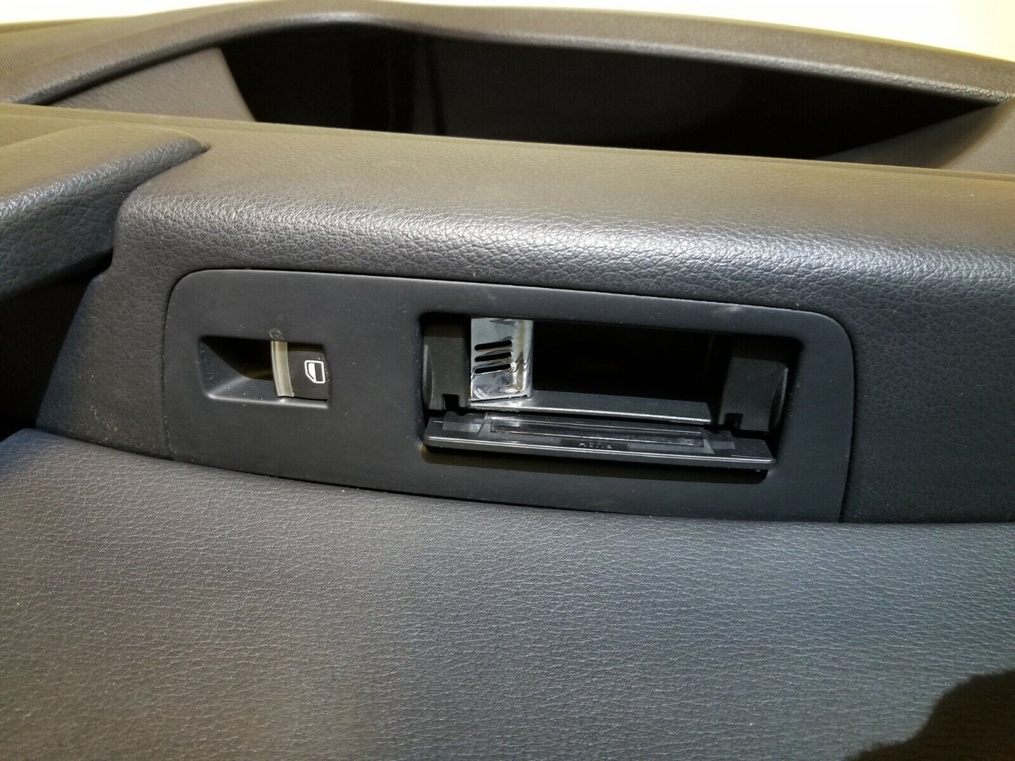 11 12 13 14 15 Audi Q7 Rear Left Driver Side Door Panel Trim OEM