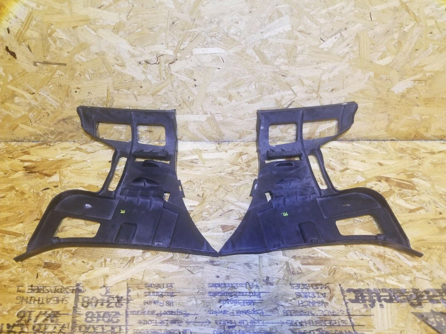 03 05 07 08 09 Mercedes Clk320 Clk350 Clk500 Rear Bumper Frame Bracket /pair OEM