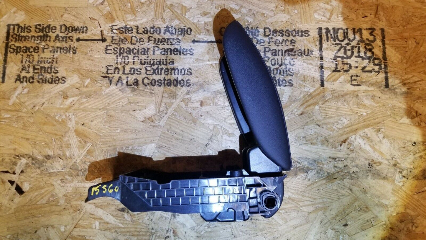 14 15 16 17 Volvo S60 Center Armrest Arm Rest 2476397 OEM 42k Miles