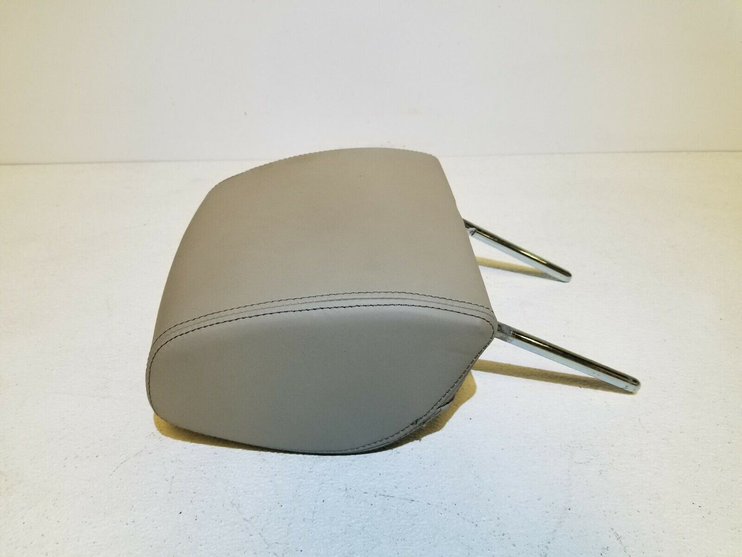 06 07 08 09 Range Rover Sport Front Left Driver Seat Headrest OEM