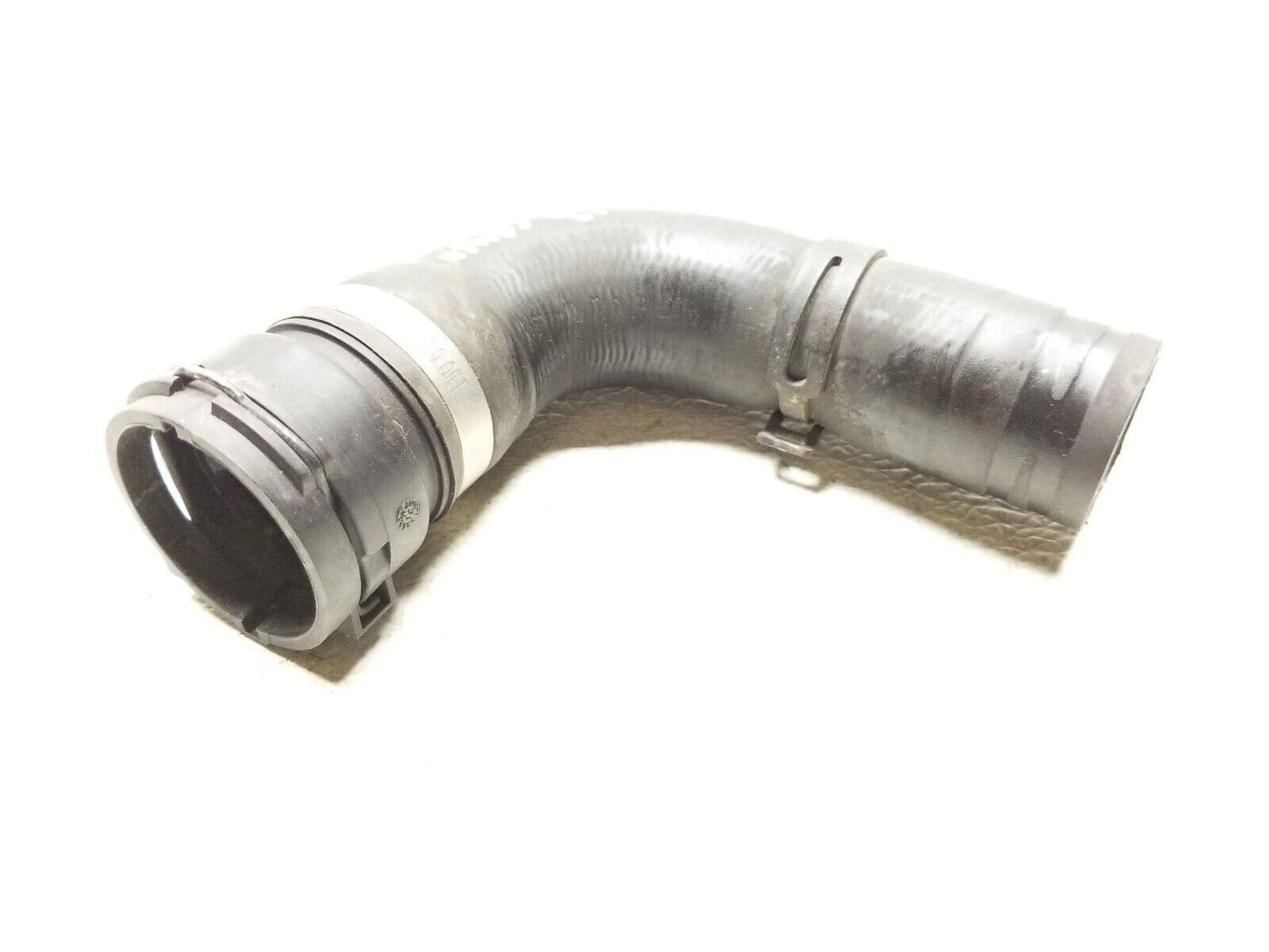 11 12 13 14 Porsche Cayenne Radiator Coolant Hose Pipe OEM