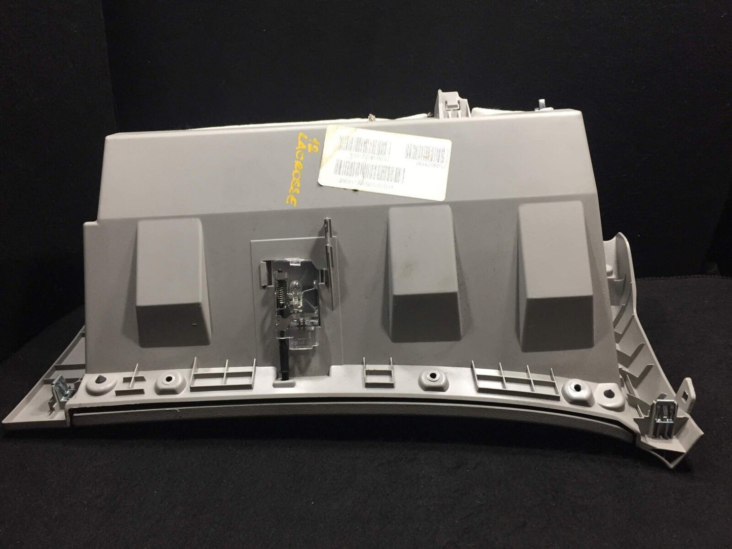 11 12 13 Buick Lacrosse Glove Box OEM D29