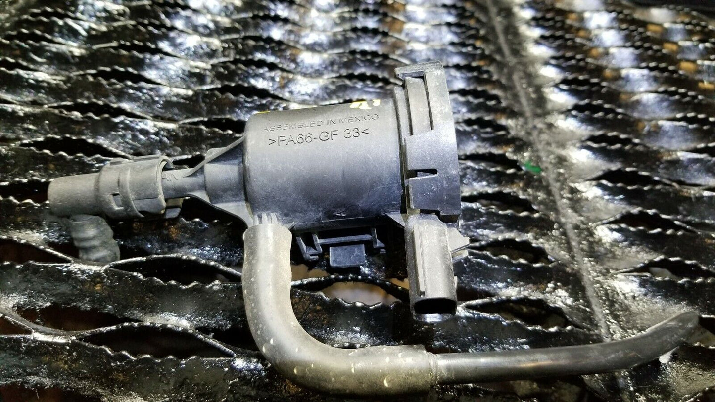 12 13 14  Jeep Patriot Fuel Vapor Canister Purge Valve OEM 50k