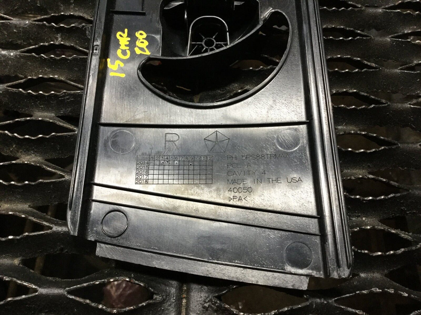 15 16 17 Chrysler 200 Center Upper B Pillar Trim Left & Right Pair OEM