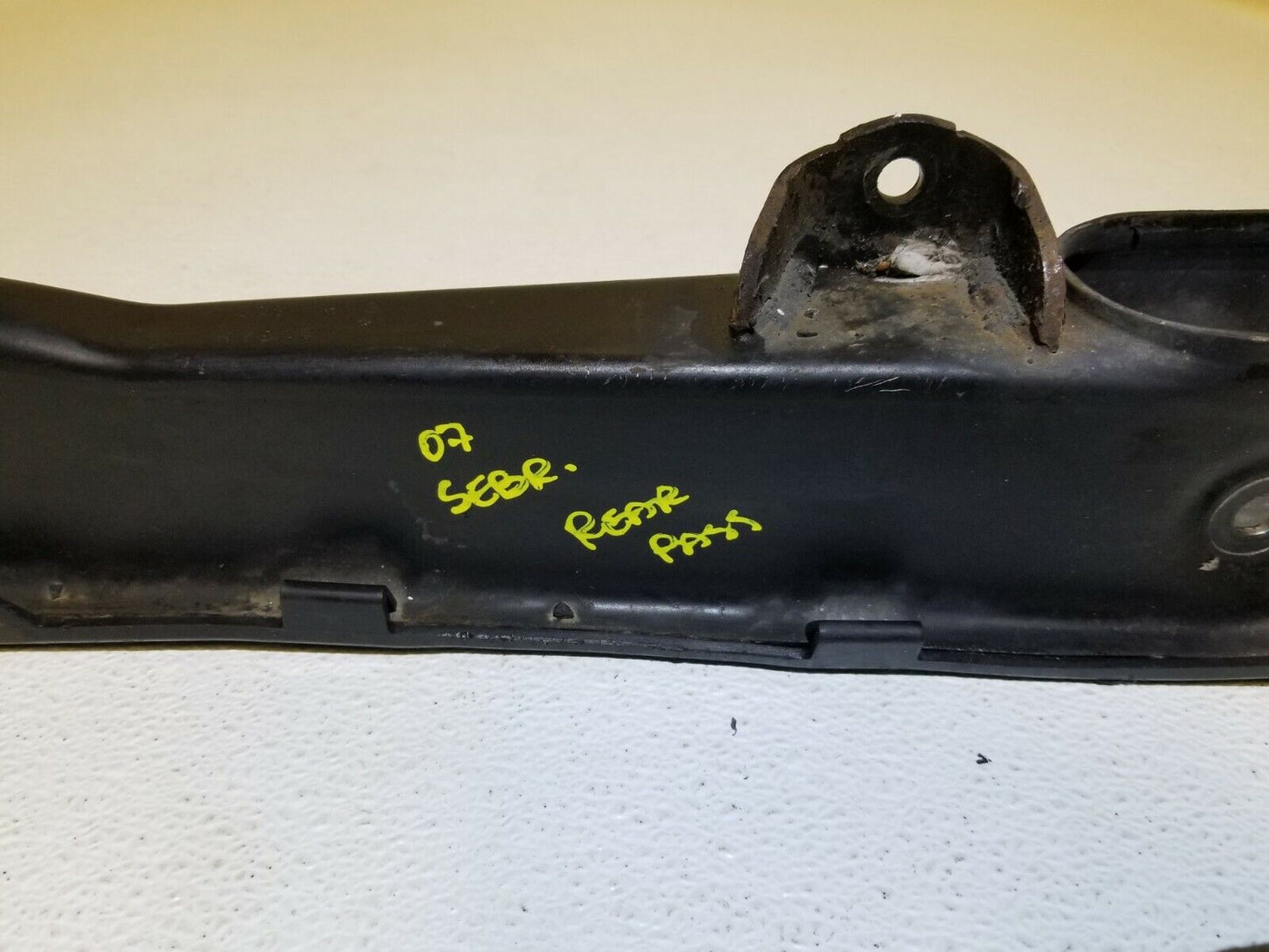 07 08 09 10 Chrysler Sebring Rear Lower Control Arm Right Passenger Side OEM