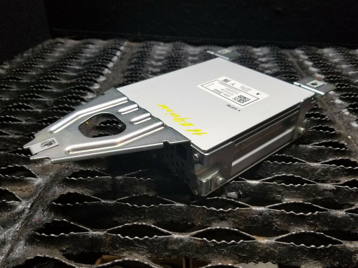 15 16 17 Chevrolet Equinox Active Noise Body Control Module 23343945 OEM 24k