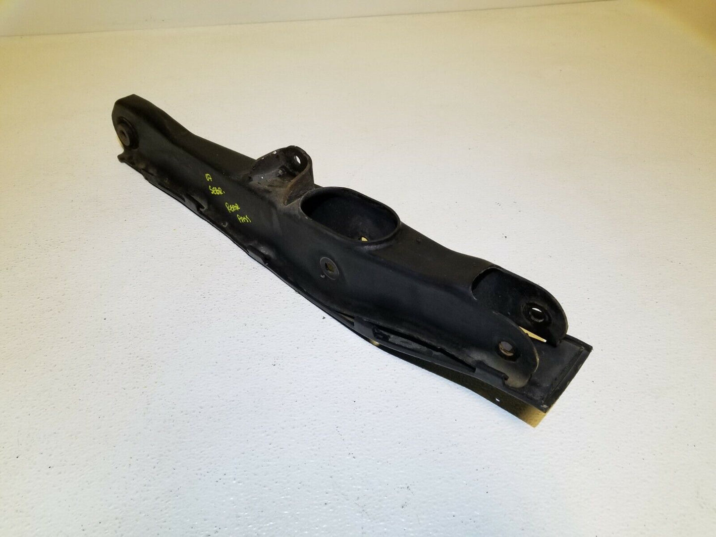 07 08 09 10 Chrysler Sebring Rear Lower Control Arm Right Passenger Side OEM