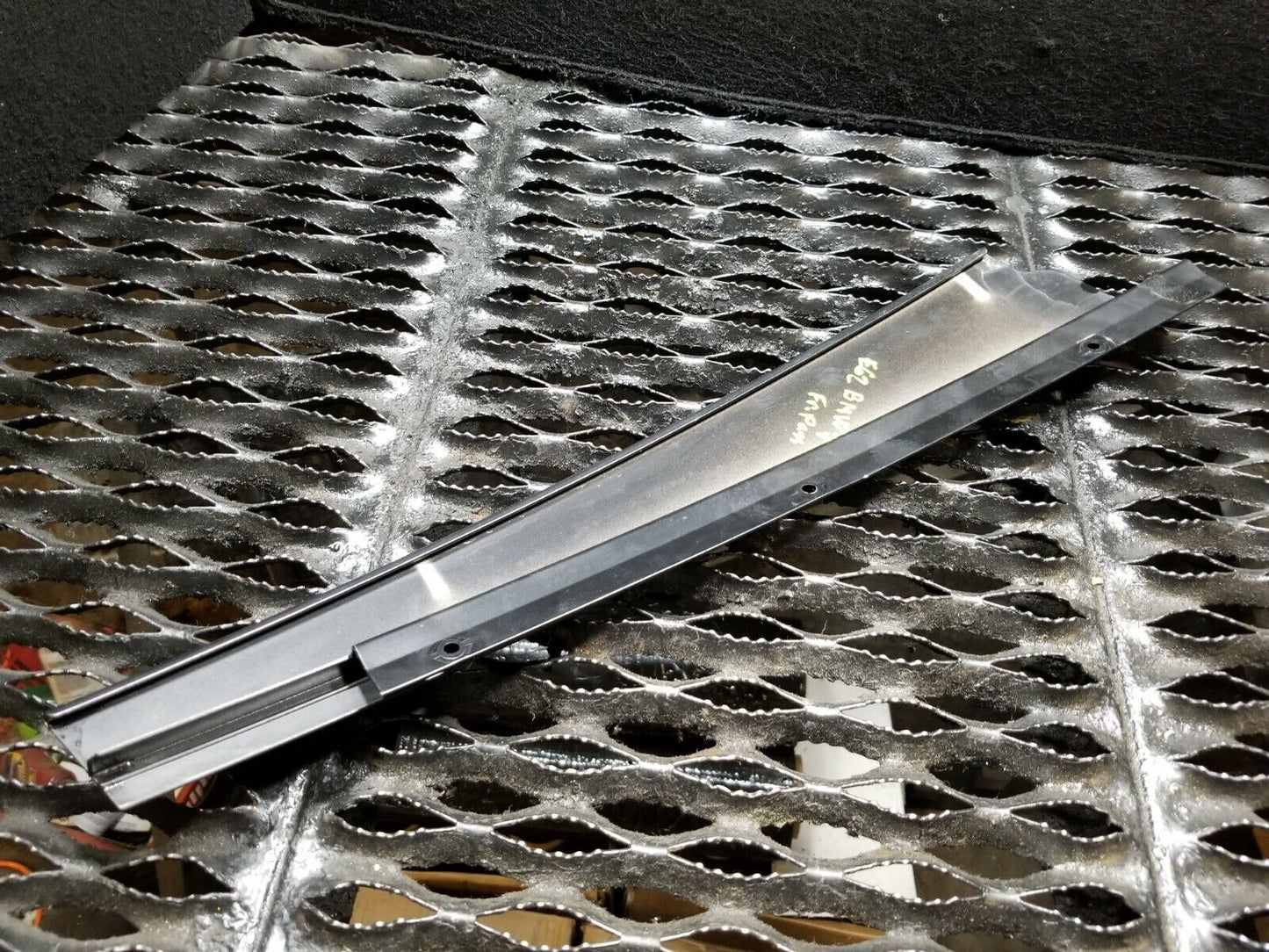 02 03 04 05 BMW 745i E65 Front Right Pass Door Pillar Trim Molding OEM