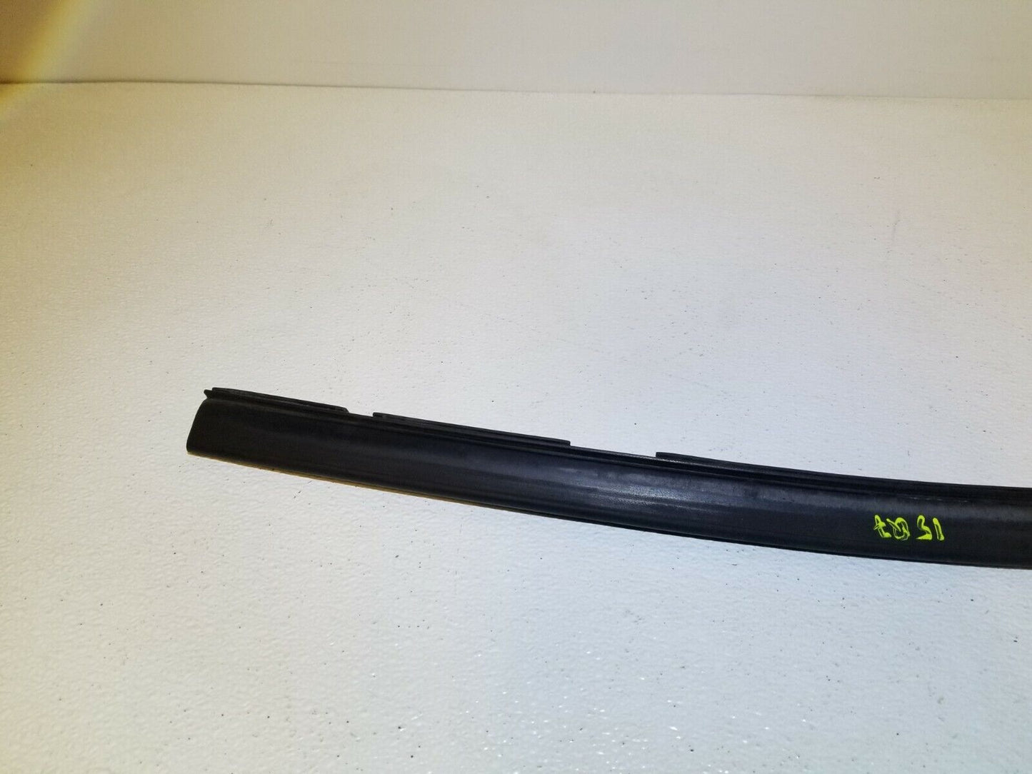 13 14 15  Audi Q7 3.0l Radiator Seal 7l0121345 OEM 87k Miles