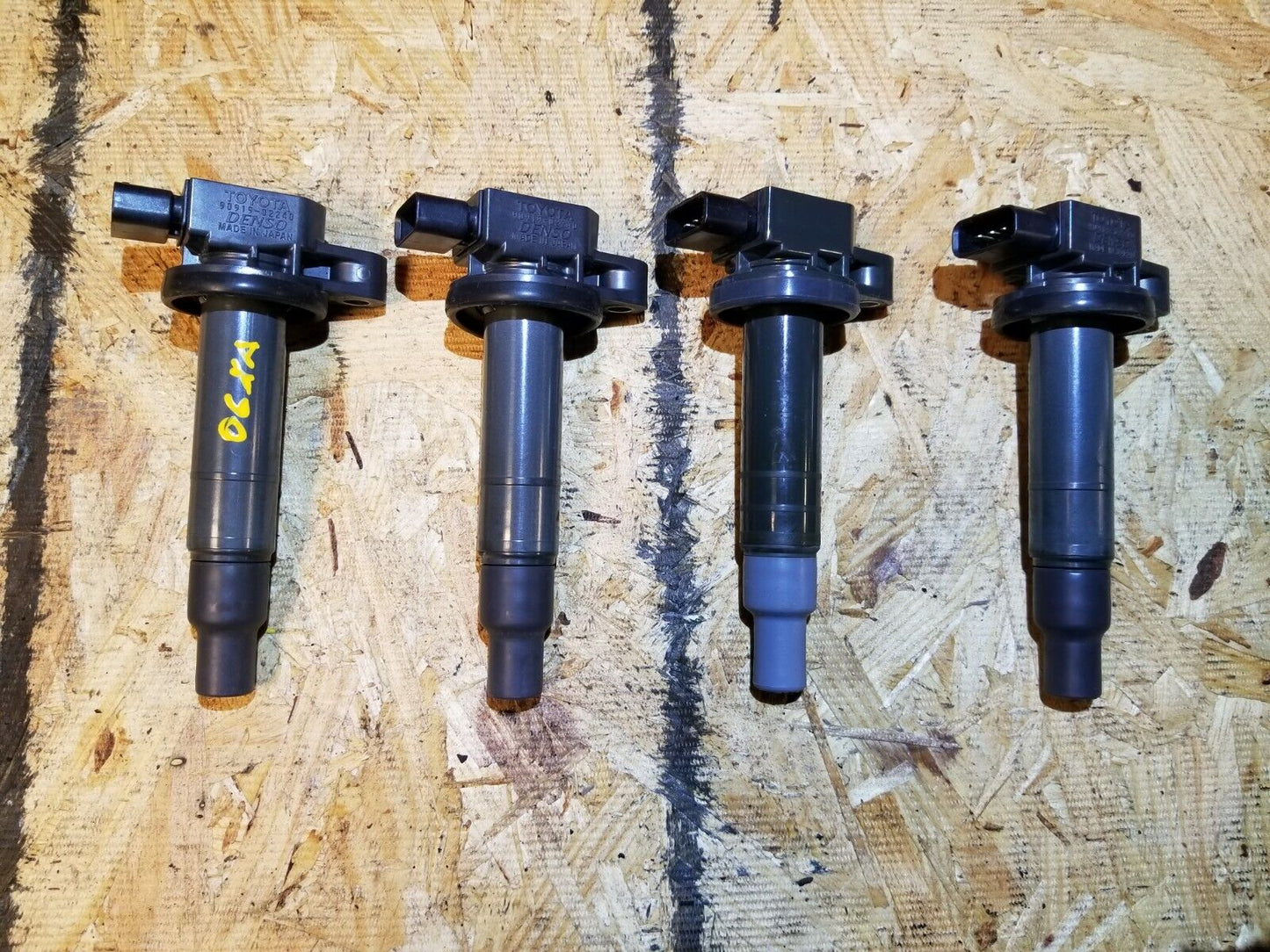 04 05 06 Scion Xa Ignition Coil 4pcs OEM
