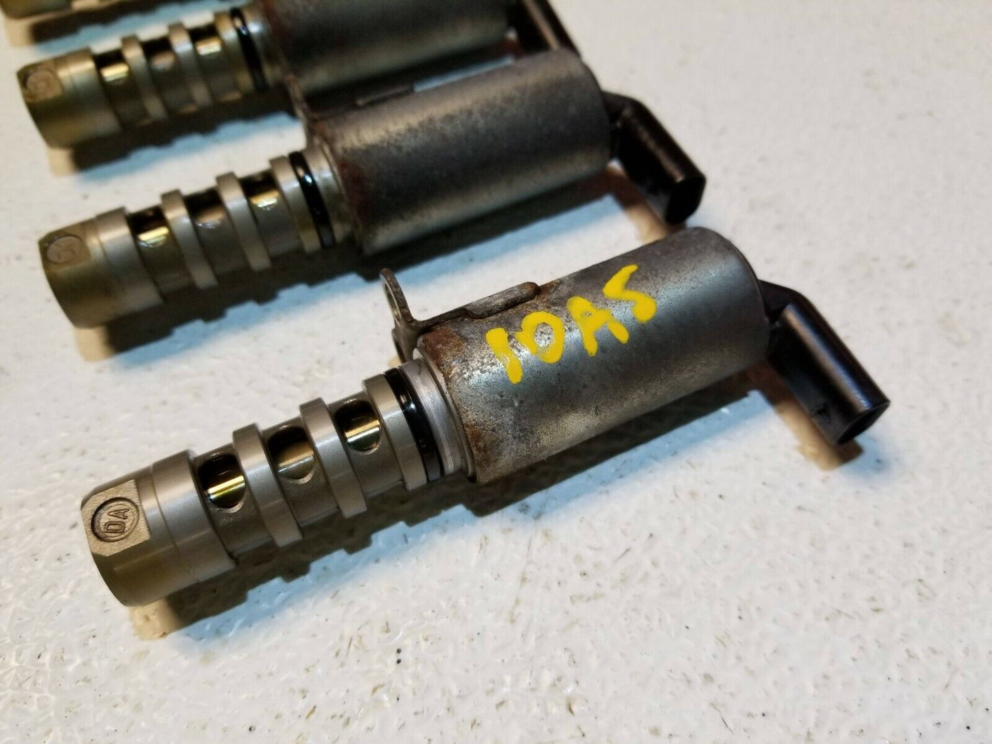 08 09 10 11 Audi A5 3.2l Vvt Variable Solenoid Valve 5pcs OEM