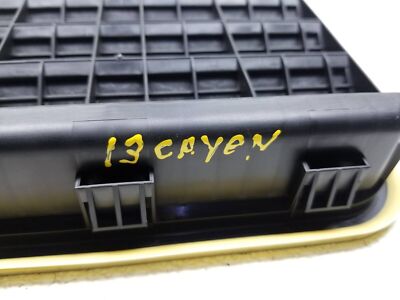 2013 Porsche Cayenne Rear Quarter Vent Pressure Flap 2pcs OEM