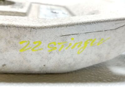 2022 Kia Stinger Tarnsmission Mount Bracket Support 3.3l OEM
