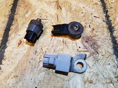 04 05 06 Scion Xa Oil Pressure Knock Relay Sensor 3pcs OEM