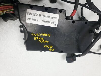 2007 Volvo S40 2.4l Main Fuse Box Wire Harness OEM