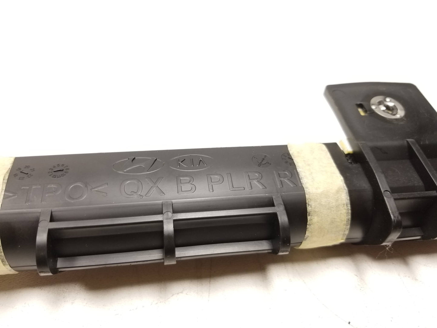 20 21 22 Hyundai Venue Roof Curtain Airbag SRS Passenger Right Side OEM