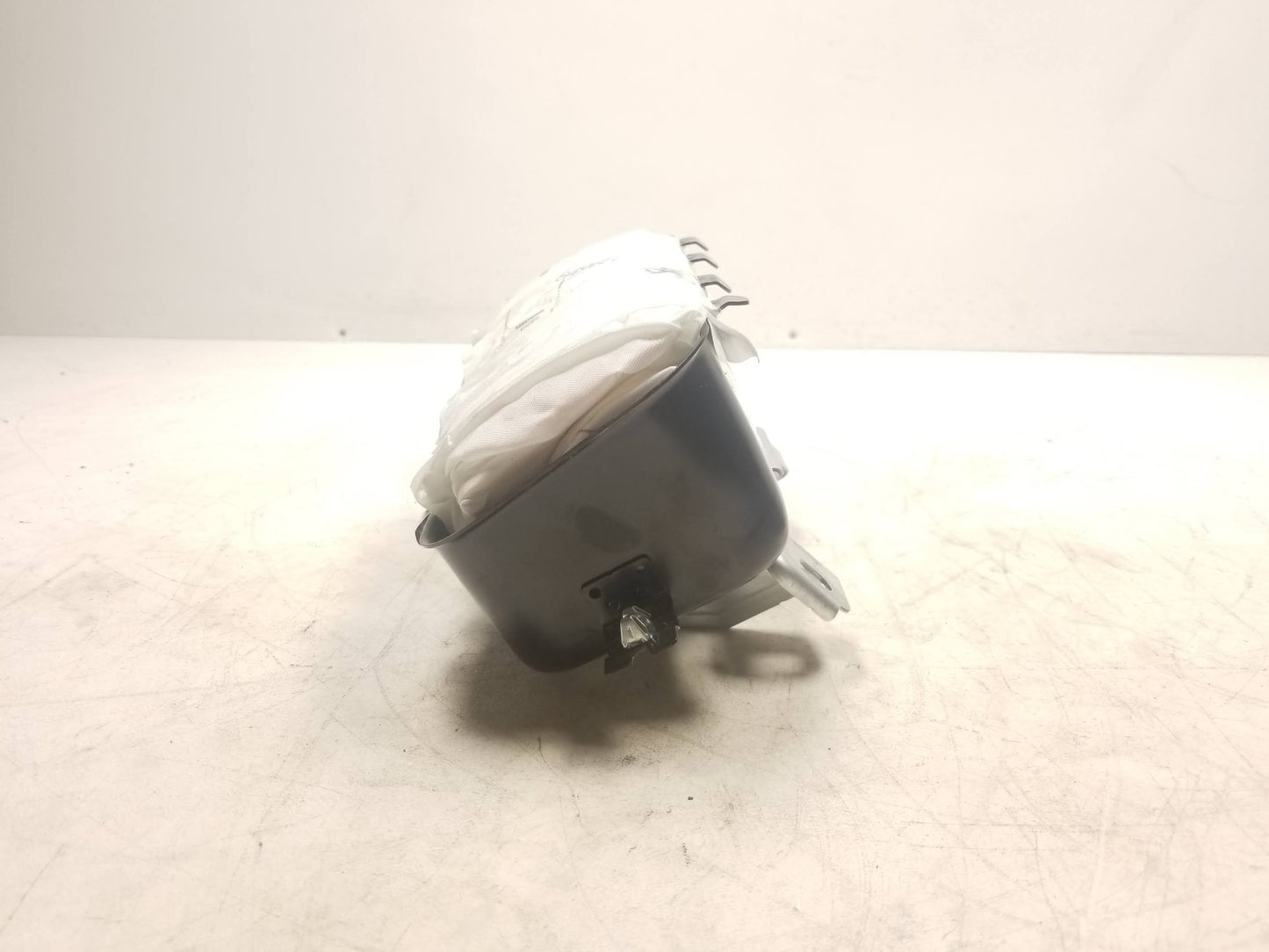 17 18 19 Ford Escape Dashboard Airbag SRS Right Passenger Side OEM