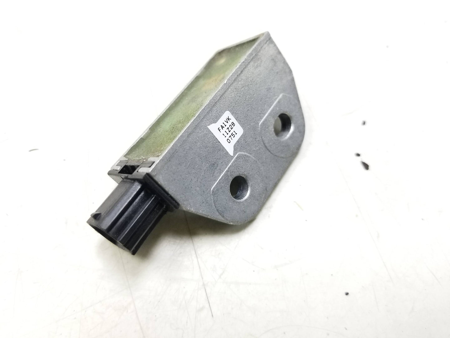 2008 - 2013 Nissan Rogue Crash Impact Sensor 3Pcs OEM