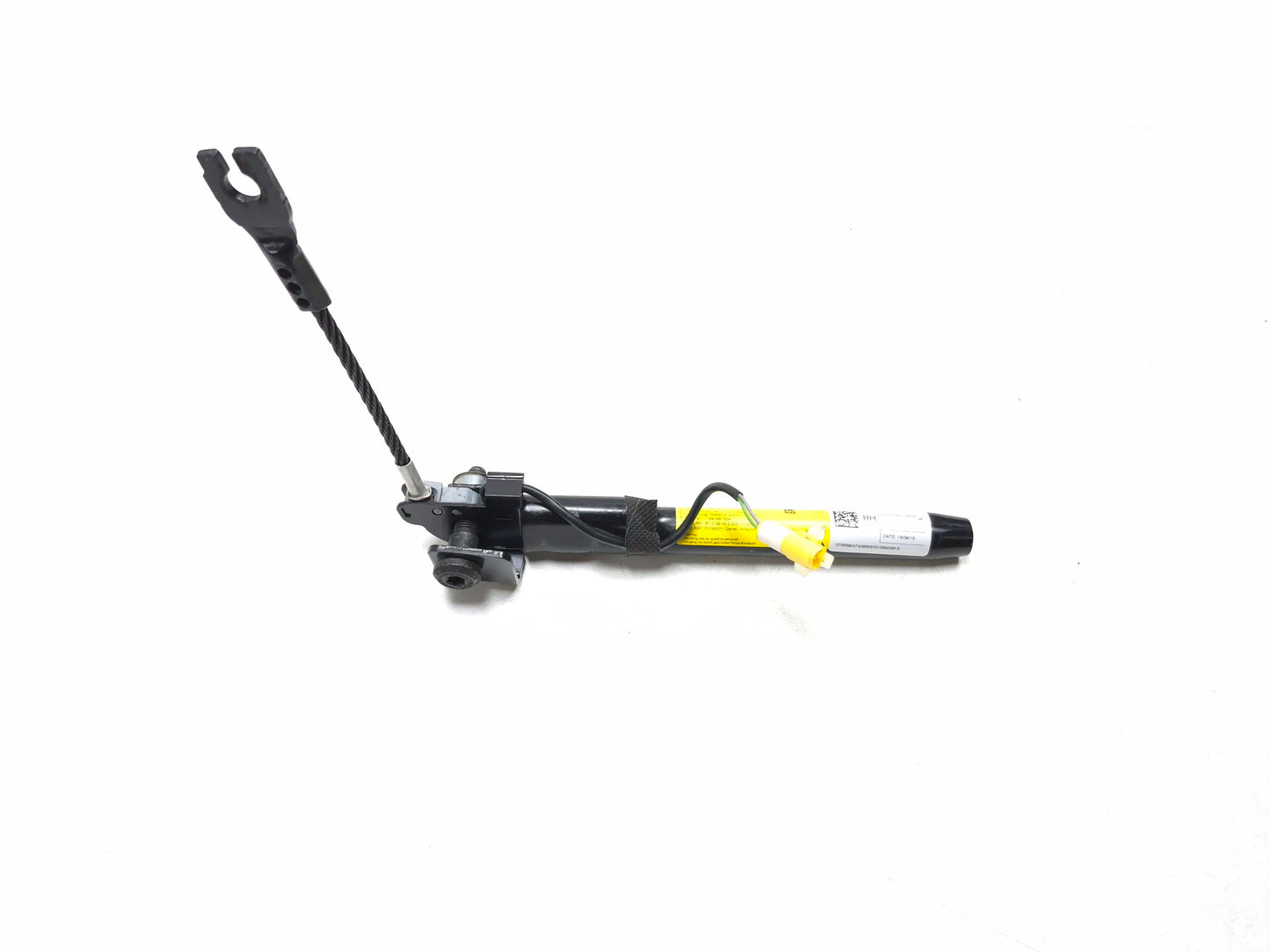 2014-2017 Fiat 500L Front Seat Belt Pretensioner Passenger Side Right OEM