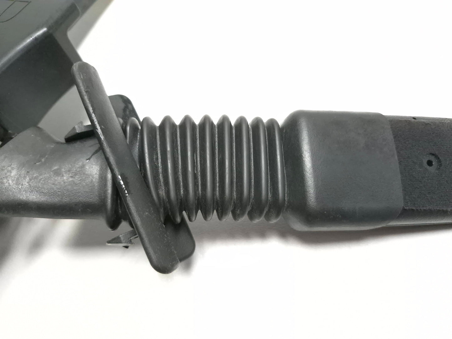 2020 Infiniti Q50 Belt Buckle Prentensioner Front Passenger Seat Right OEM✅