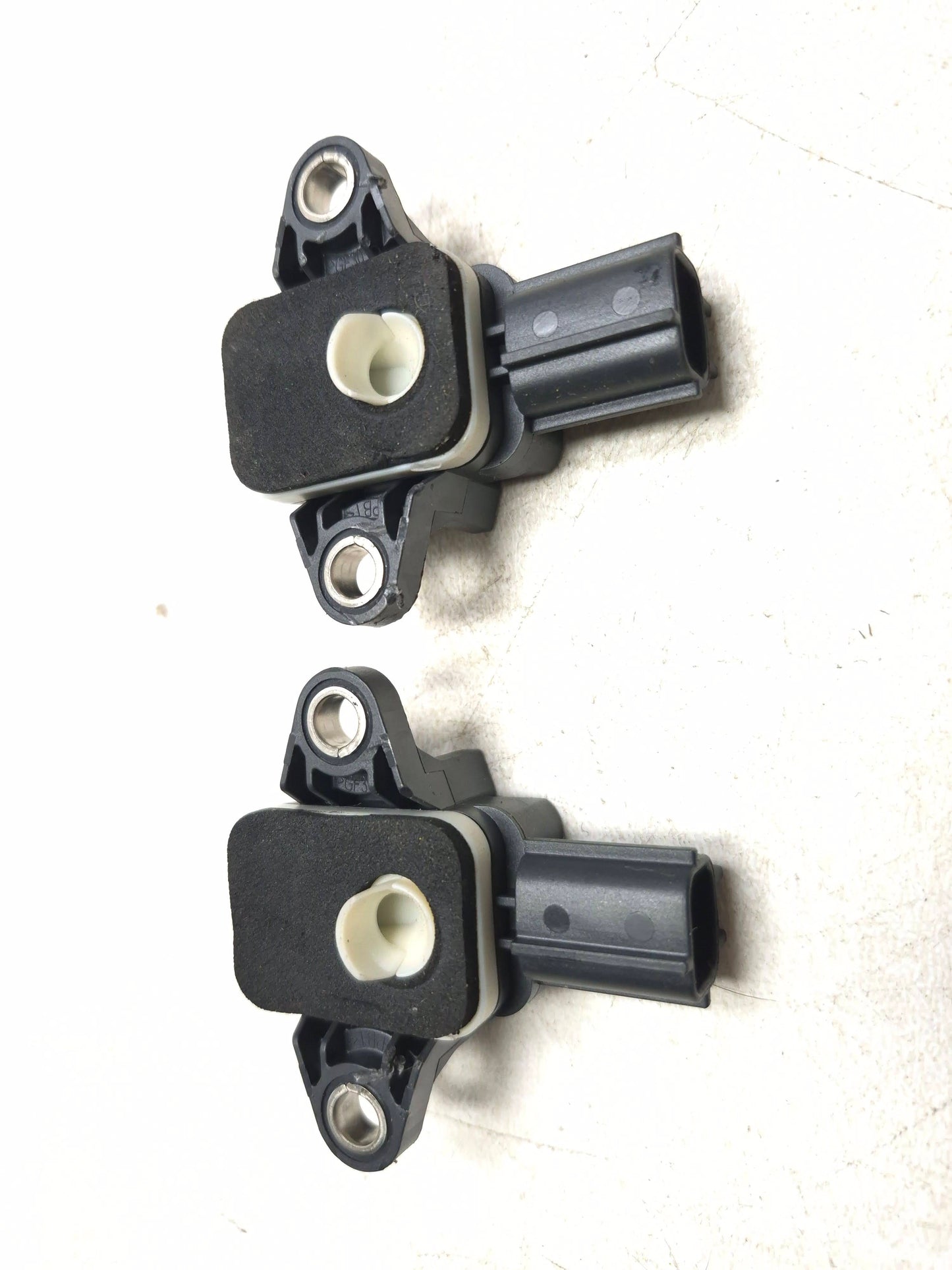 2013 Hyundai Genesis Door Impact Crash Sensor Left & Right OEM