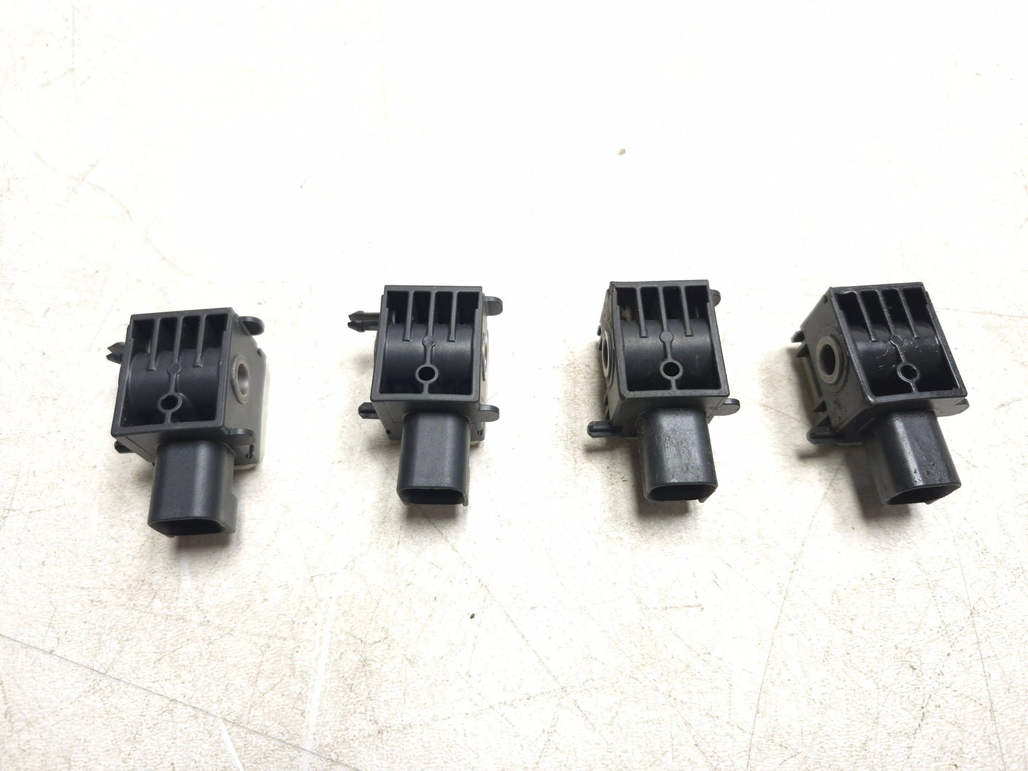 2013 Hyundai Genesis Impact Crash Sensor OEM