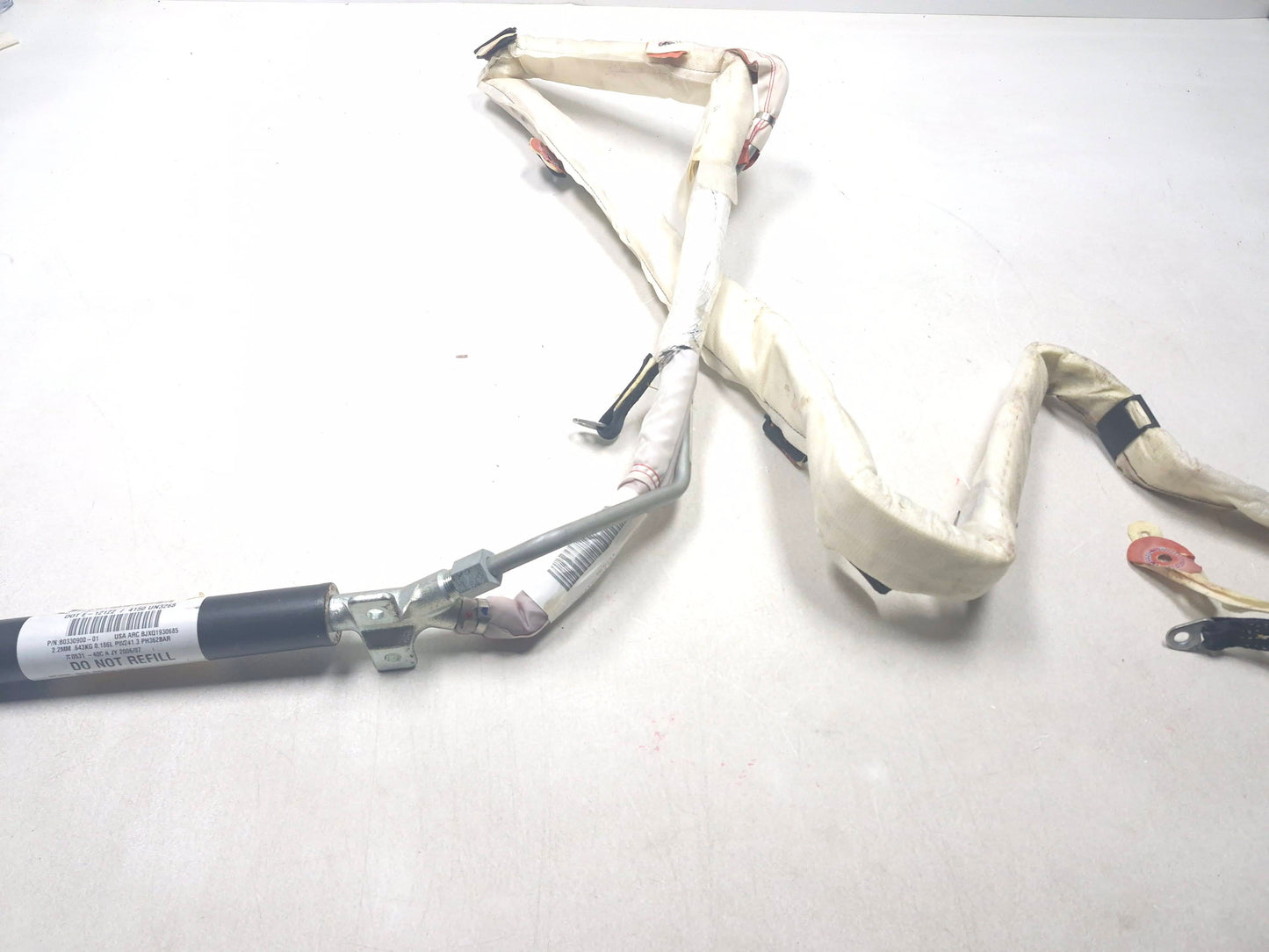 2004 - 2009 Cadillac SRX Roof Curtain Air Bag SRS Passenger Side Right OEM